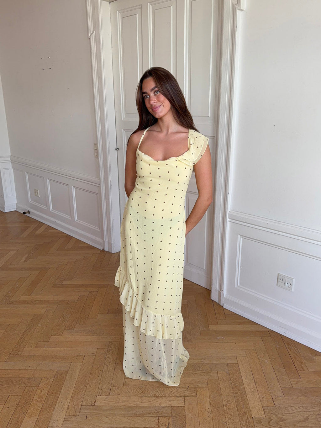 Vestido con lunares - Flor