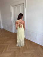 Vestido con lunares - Flor