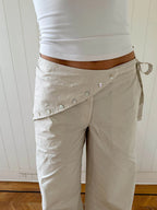 Pantalones con detalles - Alejandra