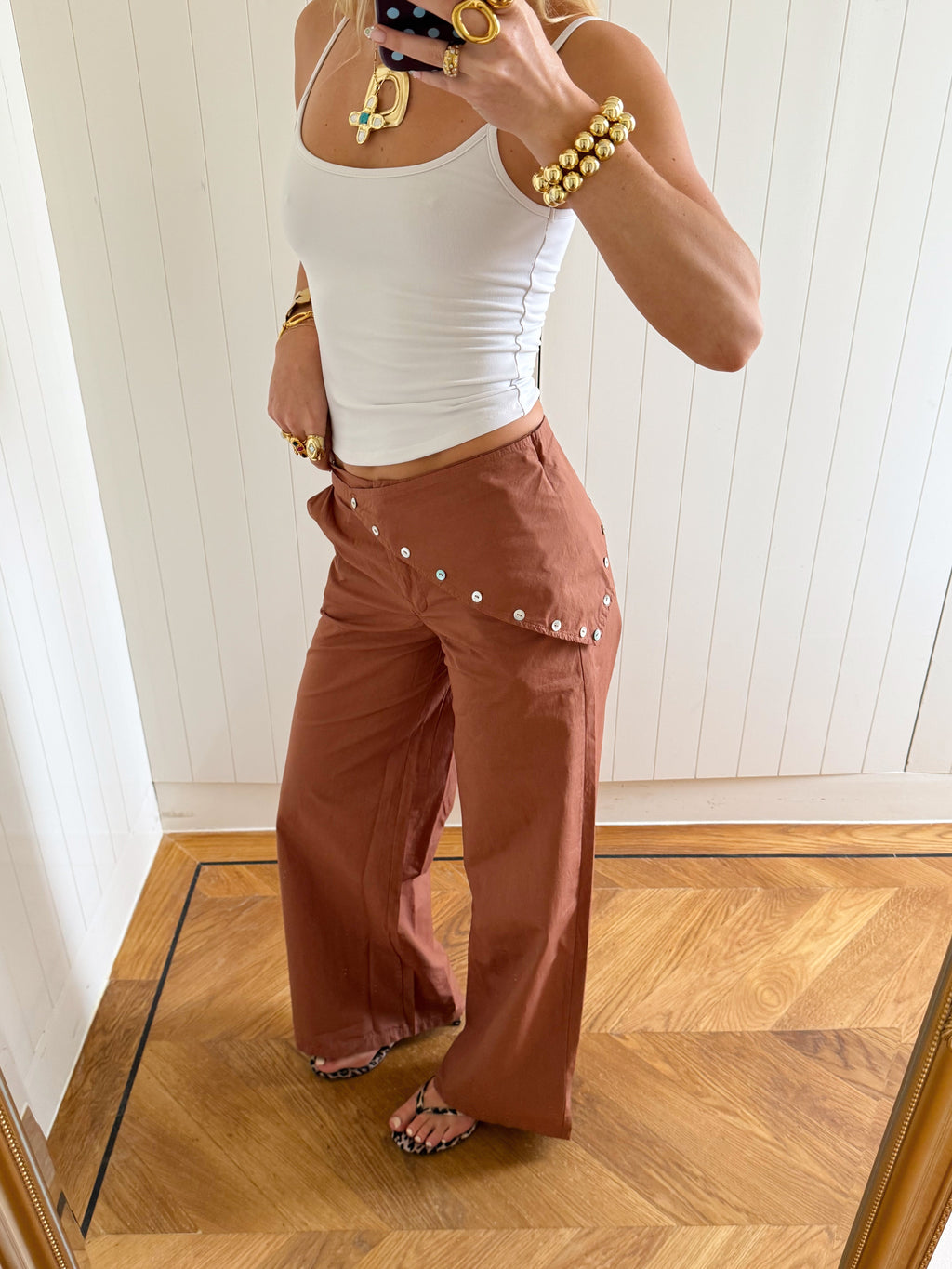 Pantalones con detalles - Alejandra