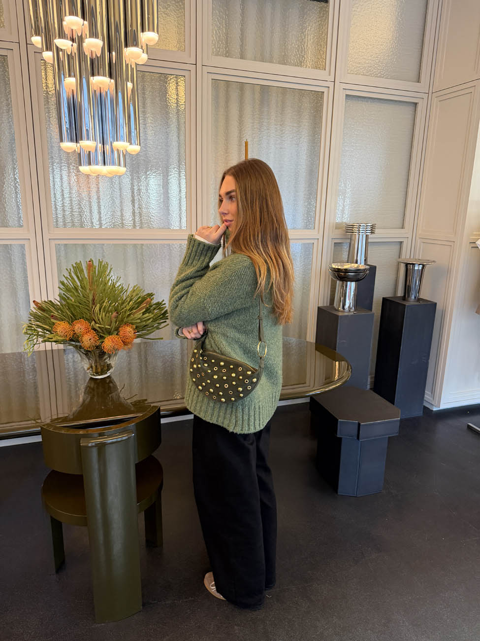 Bolso con tachuelas - Lara