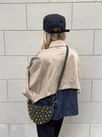 Bolso con tachuelas - Lara