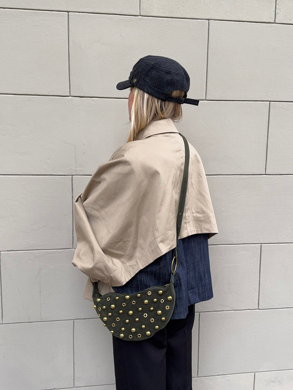 Bolso con tachuelas - Lara