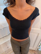 Camiseta con cuello abierto - Miriam